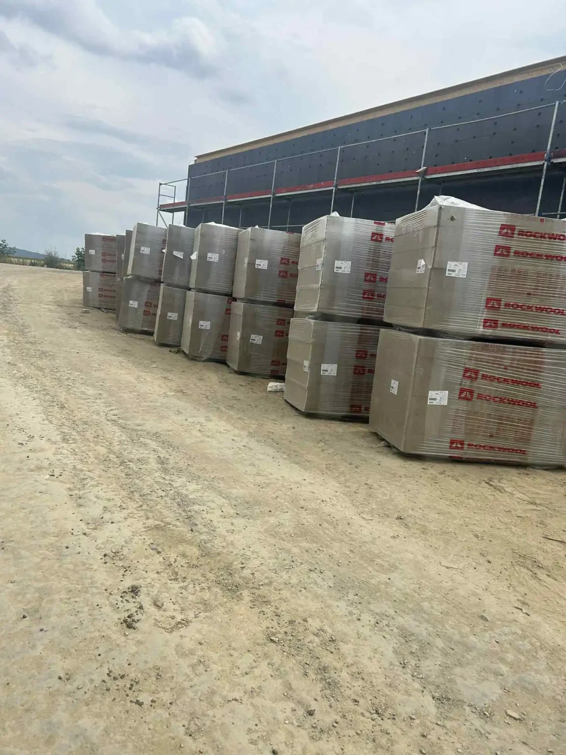 e0e7d912-894f-4a67-b911-aae8d6d0ff3e-min